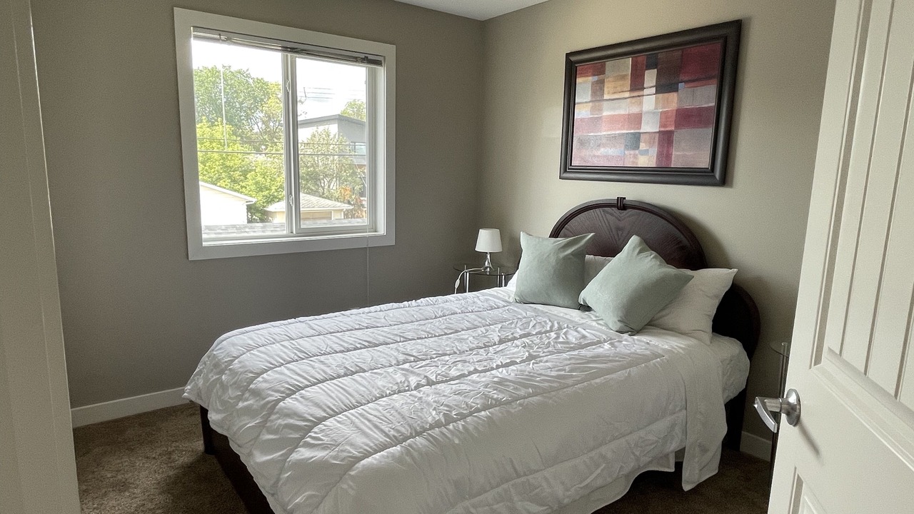 Photo of Bedroom in Edmonton