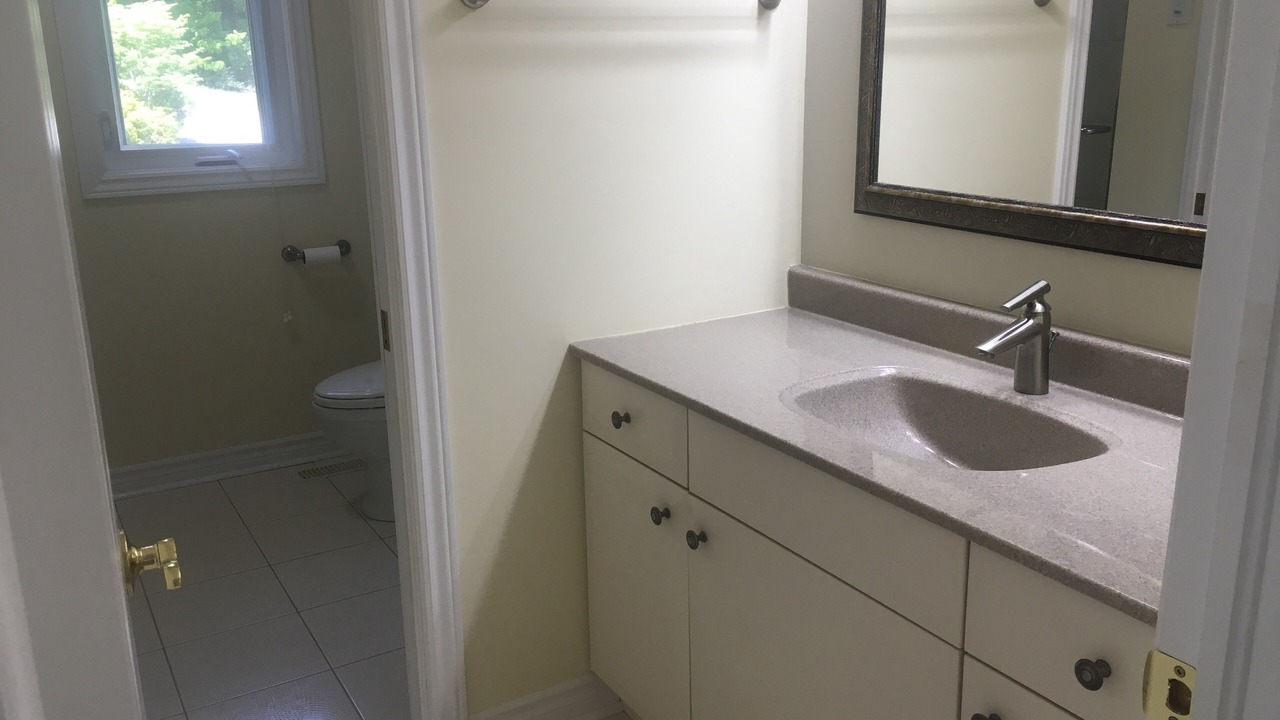 Photo of Bathroom in Elizabethtown-Kitley