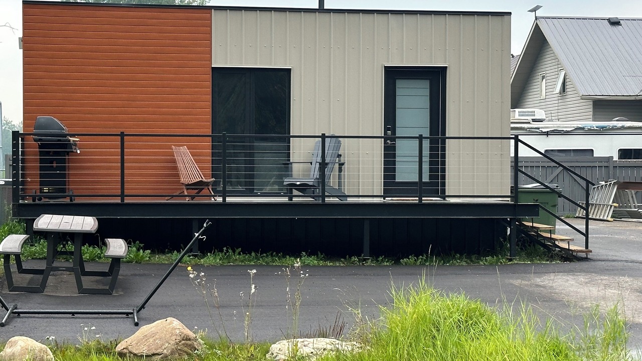 Photo of Patio Balcony in Alberta Beach