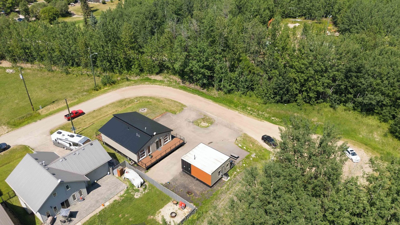 Photo of Outdoor in Alberta Beach