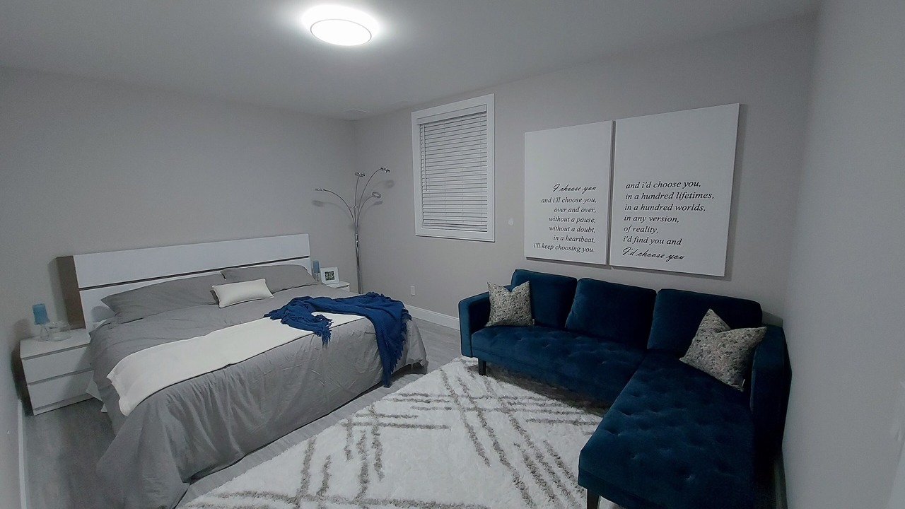 Photo of Bedroom in Loyalist