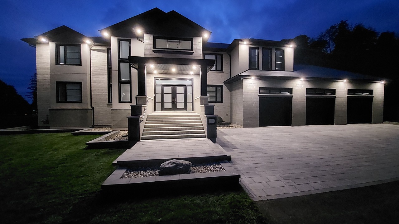 Photo of Outdoor in Loyalist