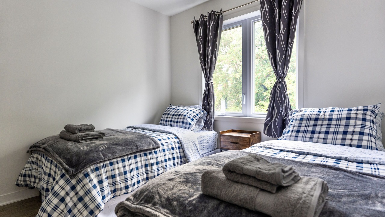 Photo of Bedroom in Laval-des-Rapides