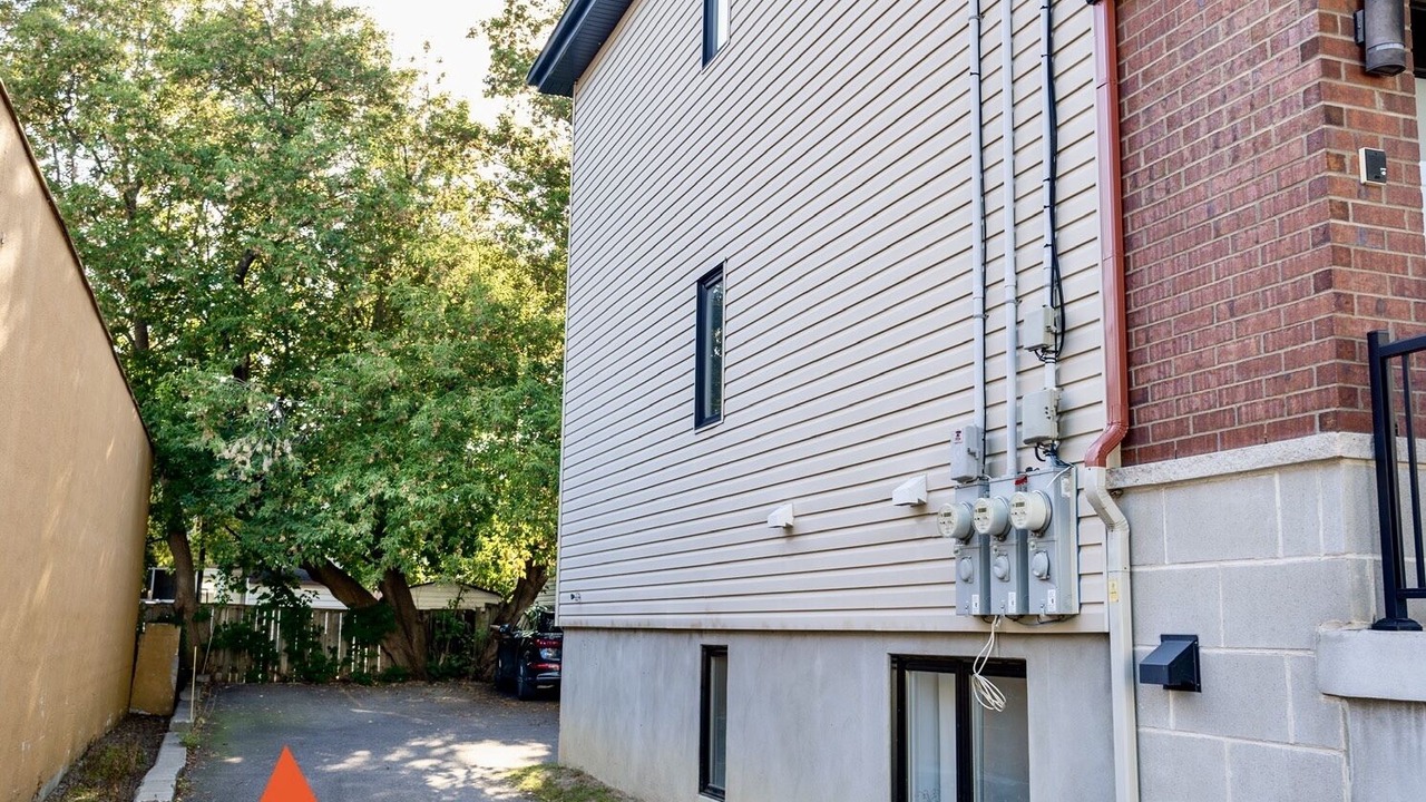 Photo of Outdoor in Laval-des-Rapides