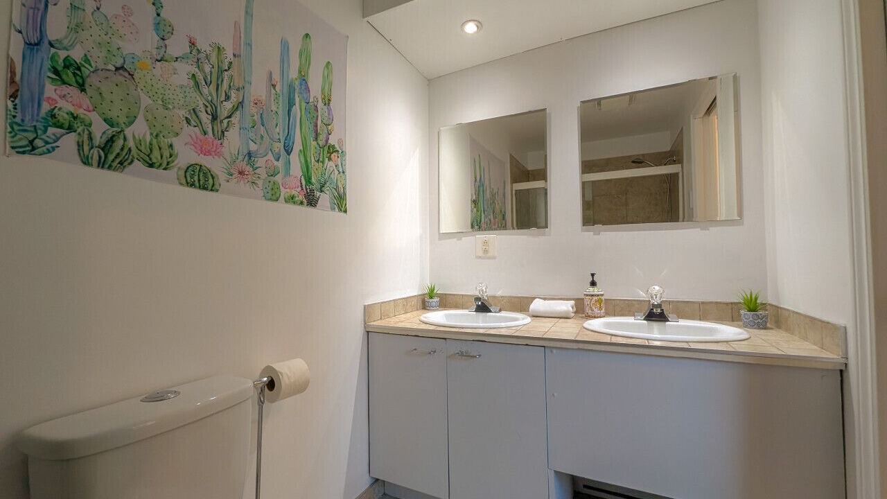 Photo of Bathroom in Vieux-Limoilou