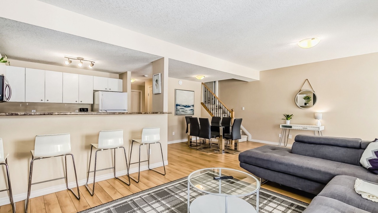Photo of Livingroom in West Edmonton