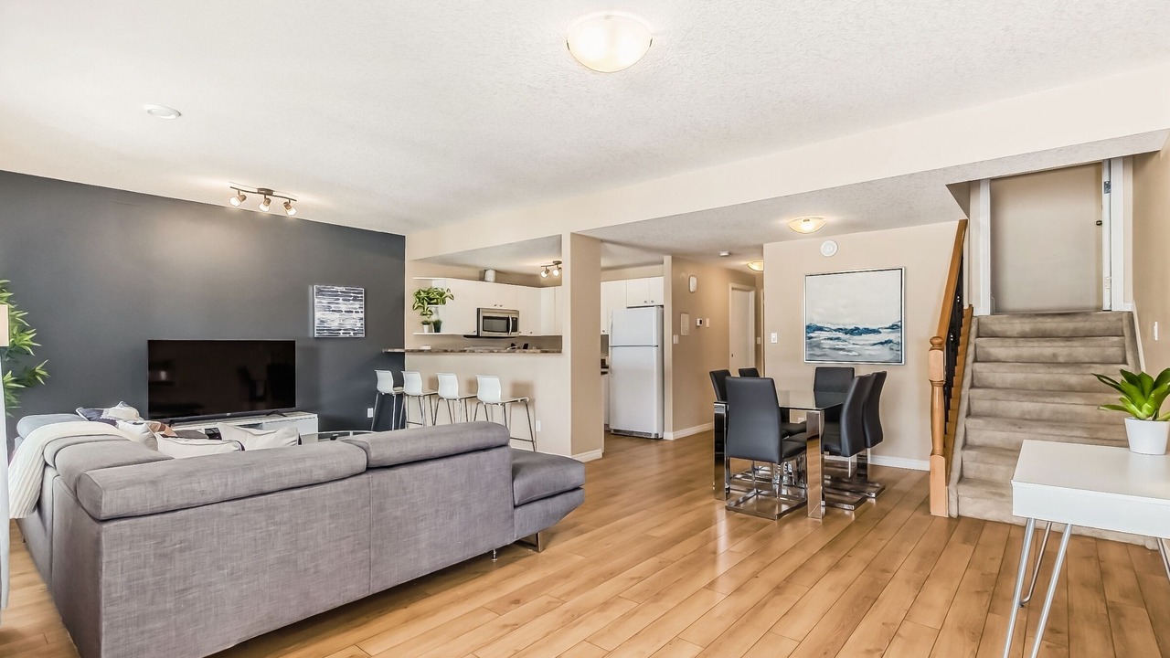 Photo of Livingroom in West Edmonton