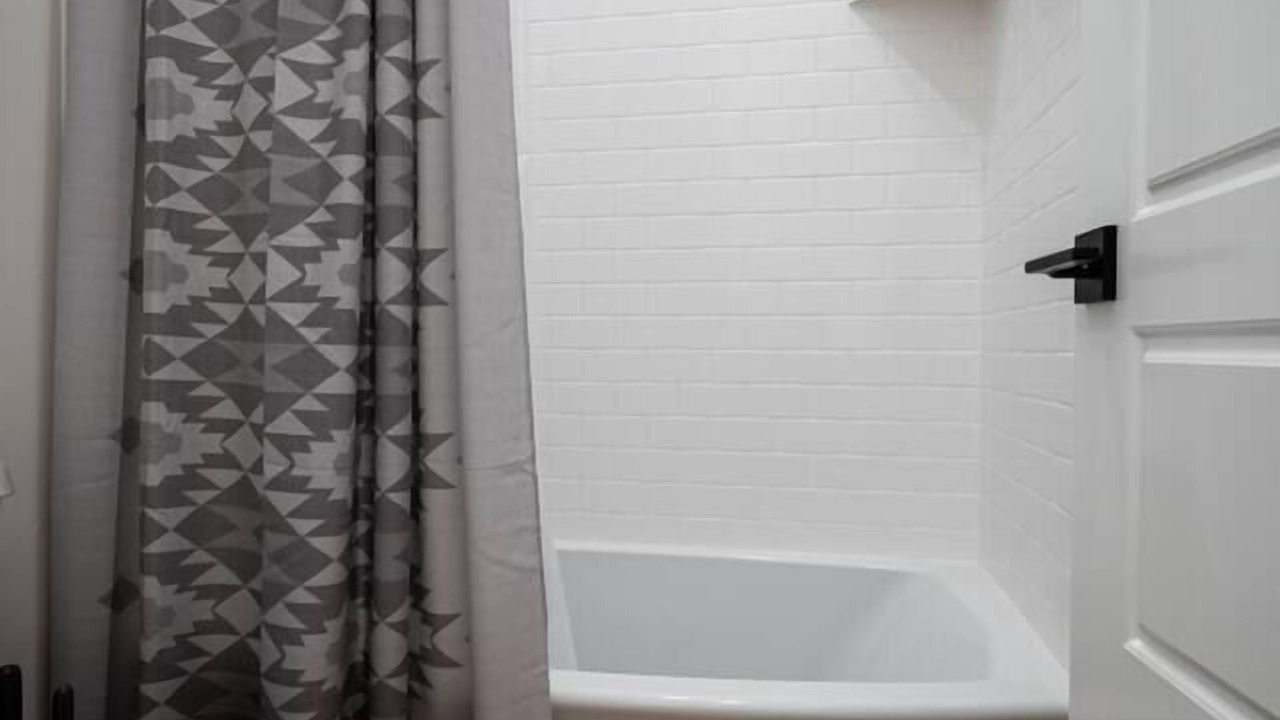 Photo of Bathroom in Eden