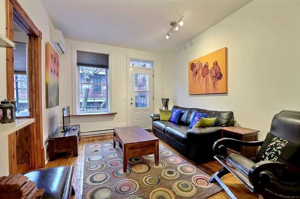 Photo of Livingroom in Ville-Marie