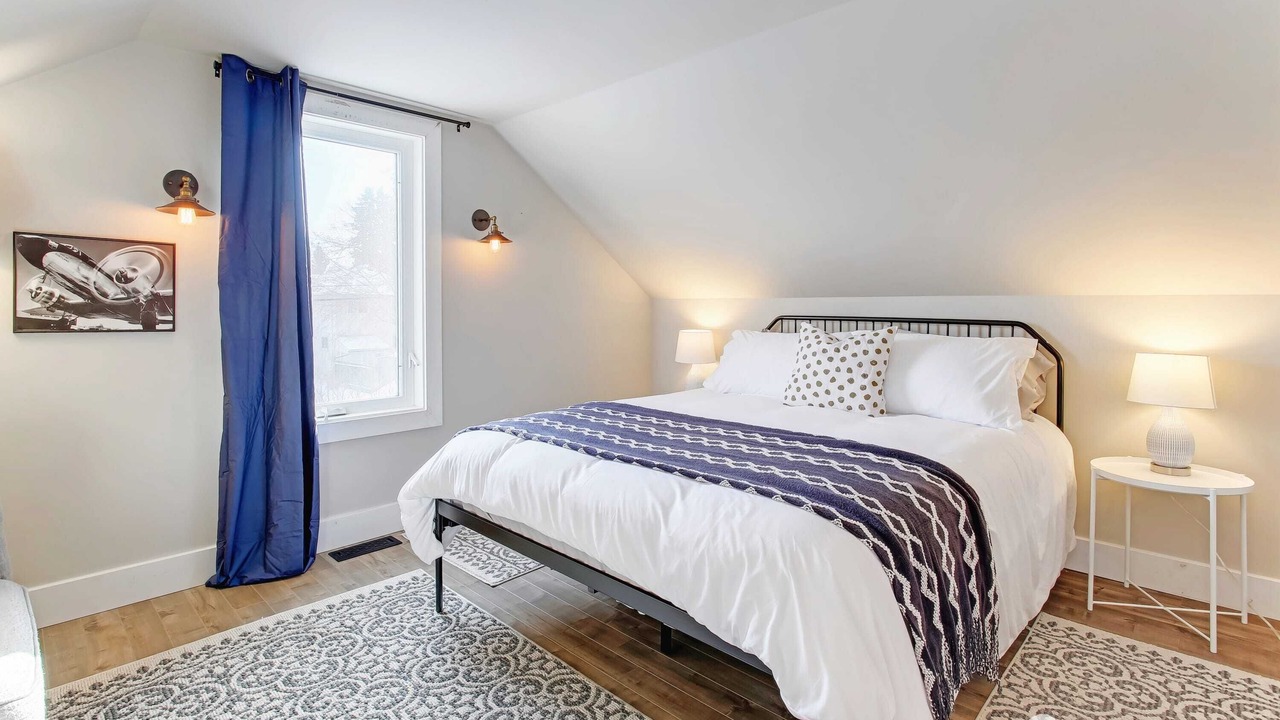 Photo of Bedroom in Edmonton