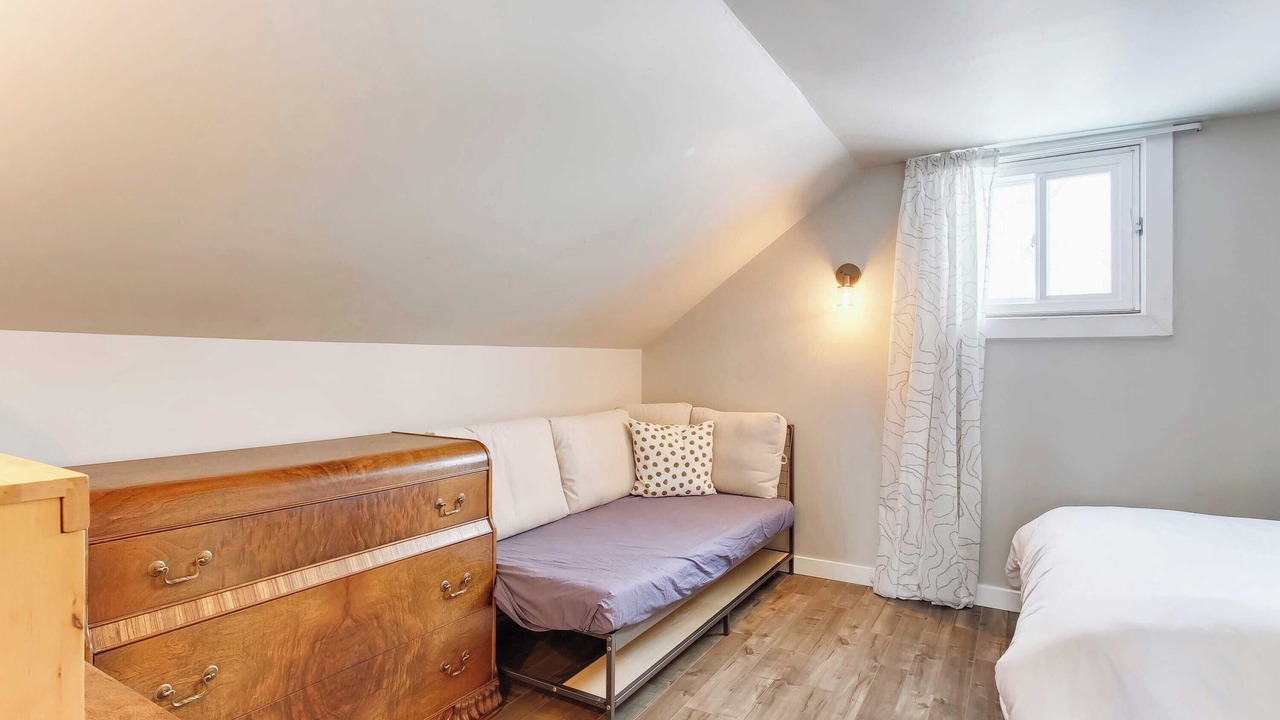 Photo of Bedroom in Edmonton