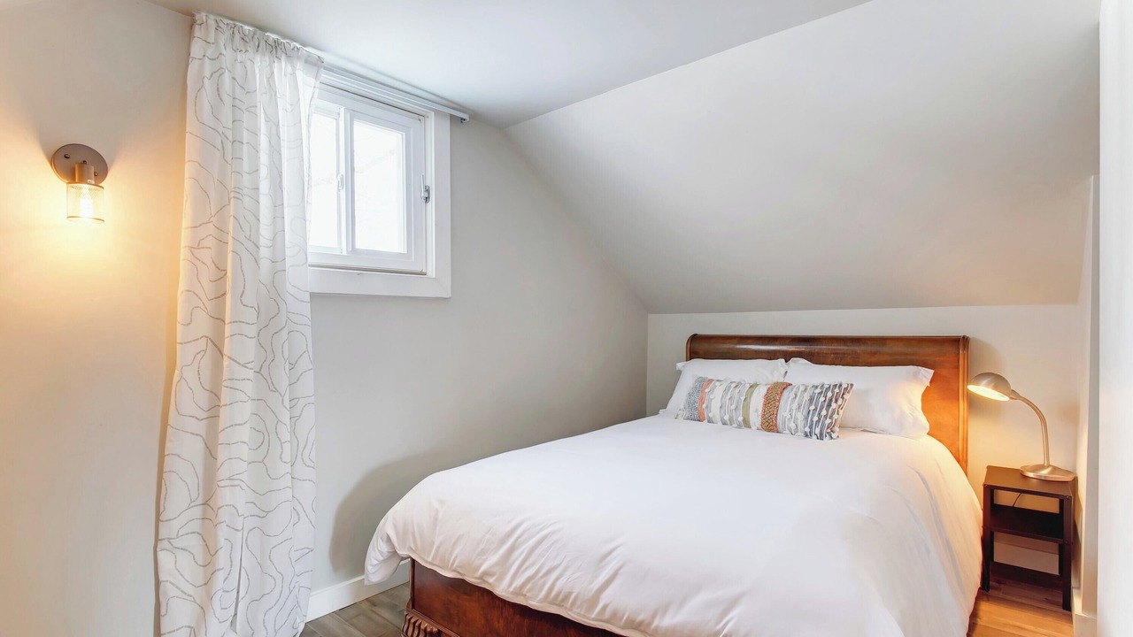 Photo of Bedroom in Edmonton