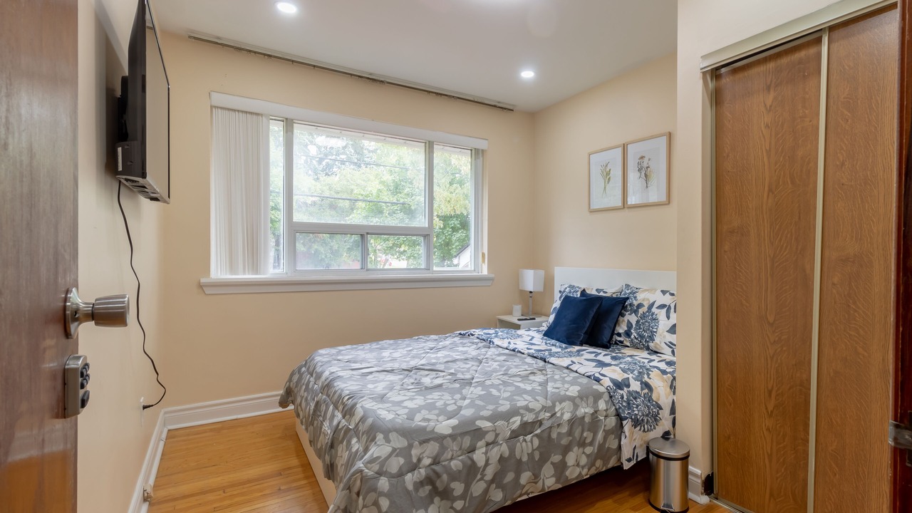 Photo of Bedroom in Etobicoke