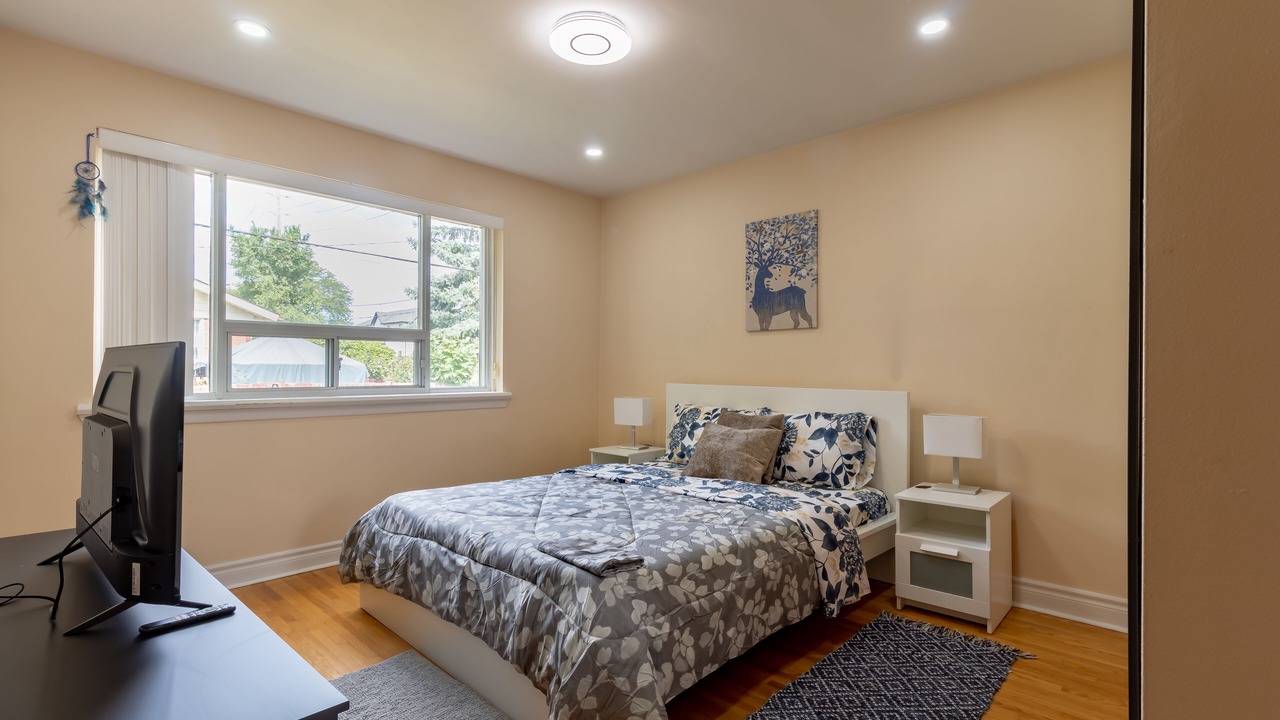 Photo of Bedroom in Etobicoke