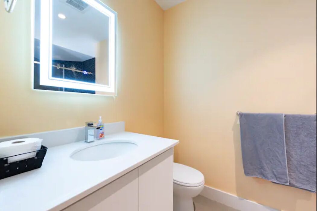 Photo of Bathroom in West Vancouver