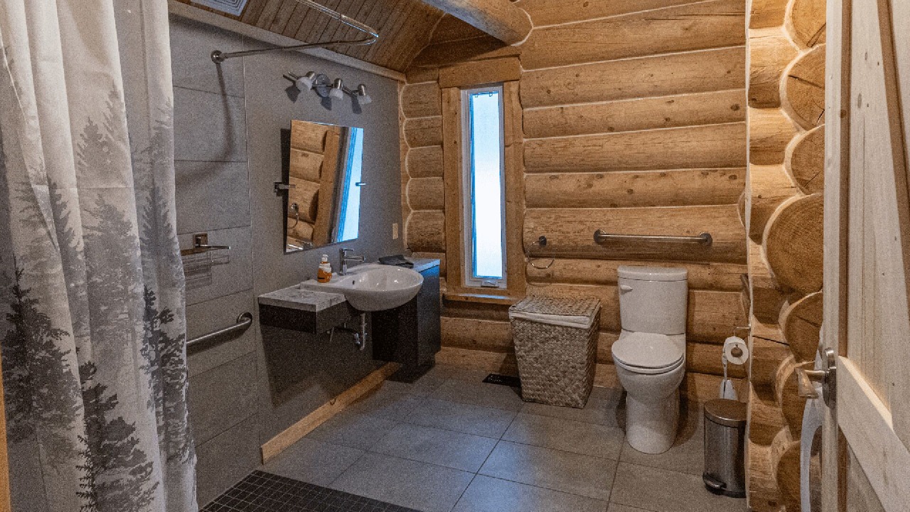 Photo of Bathroom in Lac-Sergent