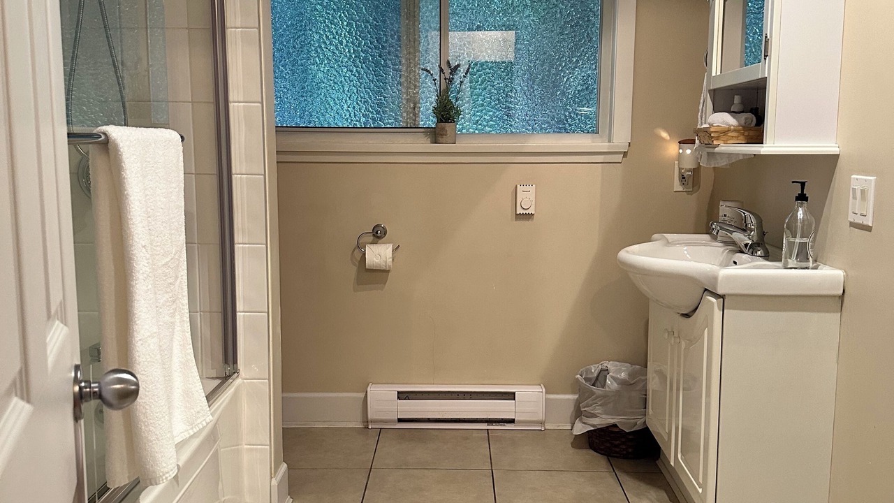 Photo of Bathroom in North Vancouver