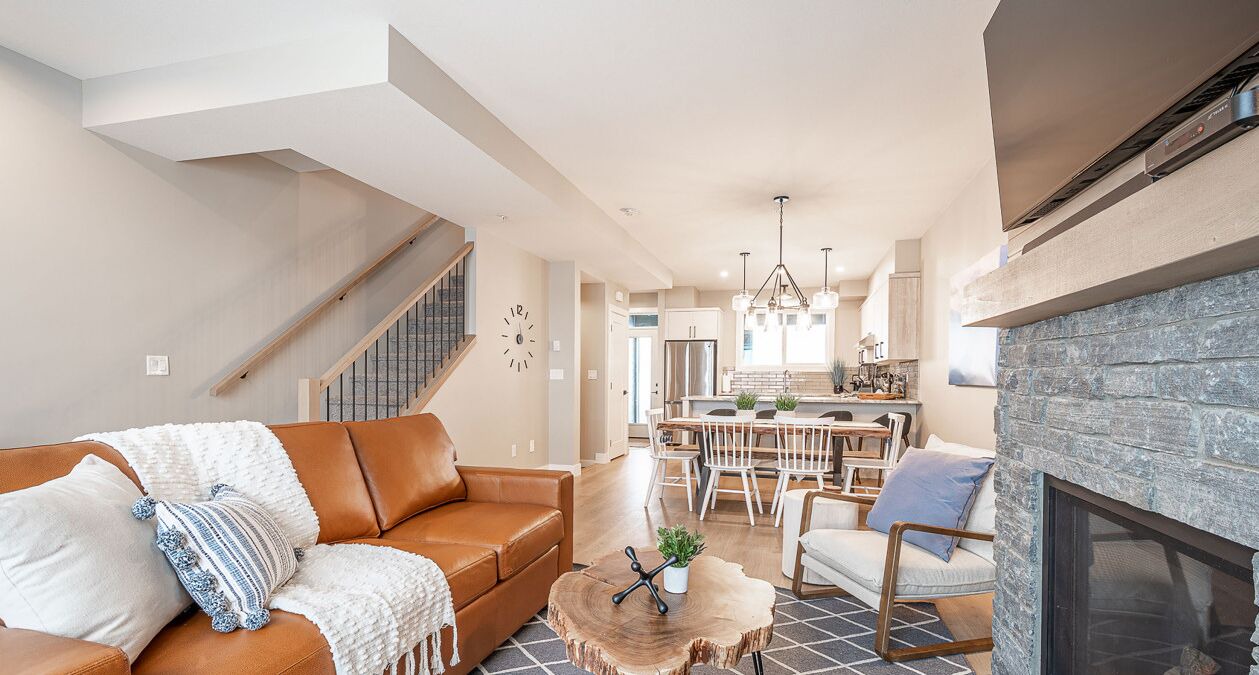 Photo of Livingroom in Snow Pine Estates