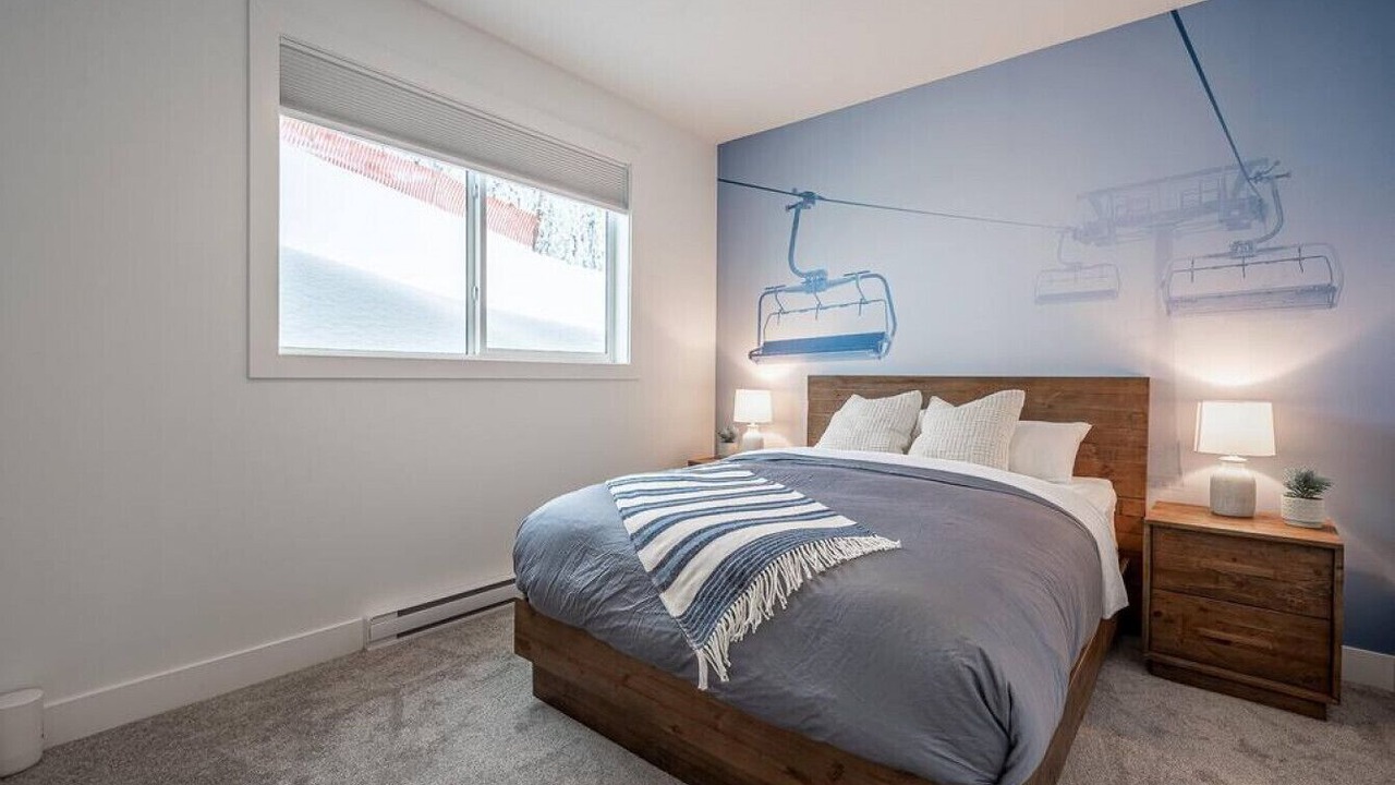Photo of Bedroom in Snow Pine Estates