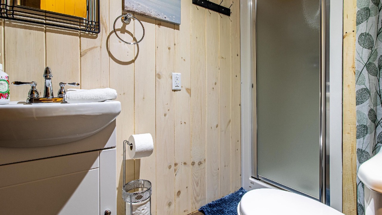 Photo of Bathroom in Notre-Dame-Auxiliatrice-de-Buckland