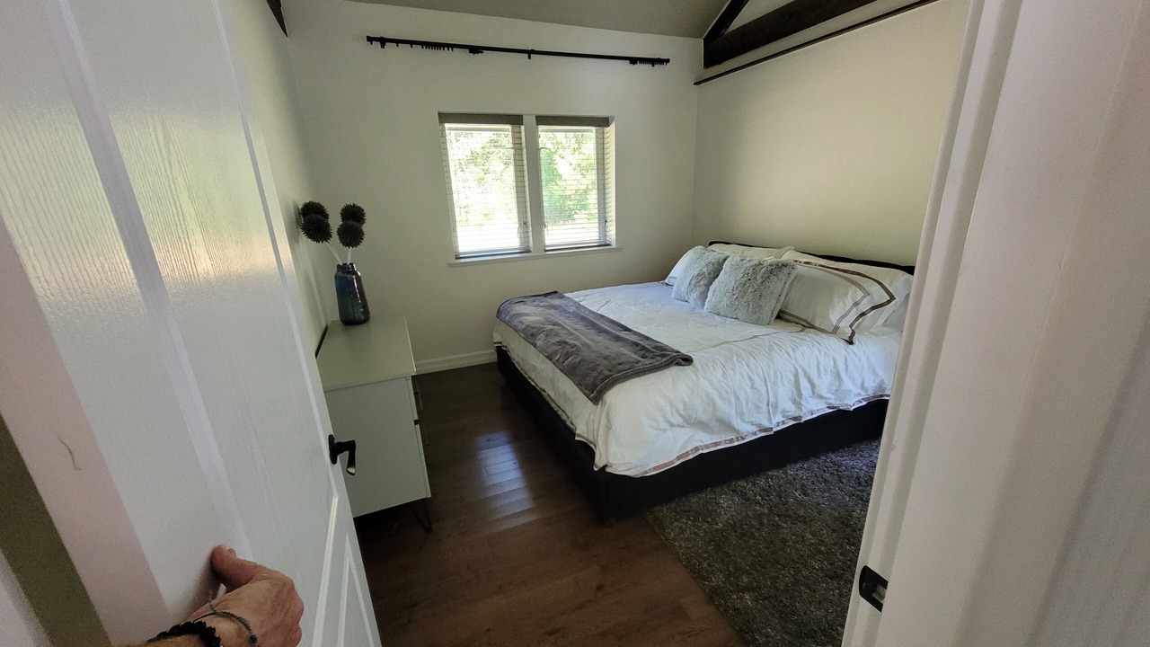 Photo of Bedroom in Maple Ridge