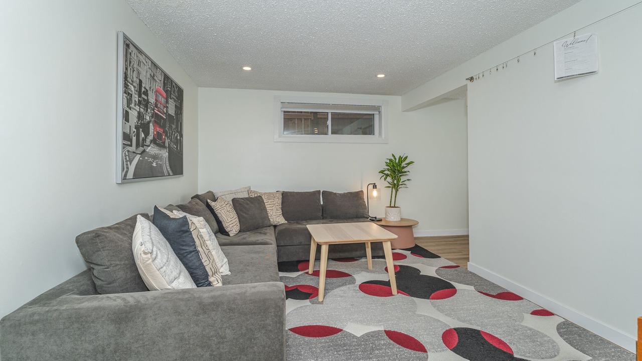 Photo of Livingroom in Edmonton