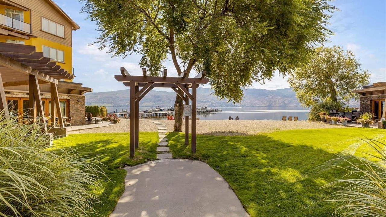 Photo of Outdoor in Westbank