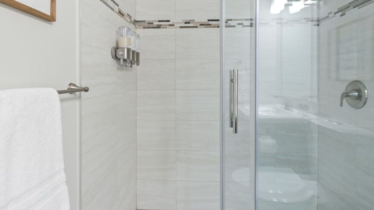 Photo of Bathroom in Craigleith