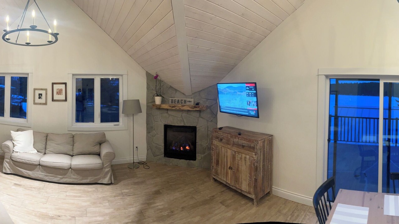 Photo of Livingroom in Lac La Hache