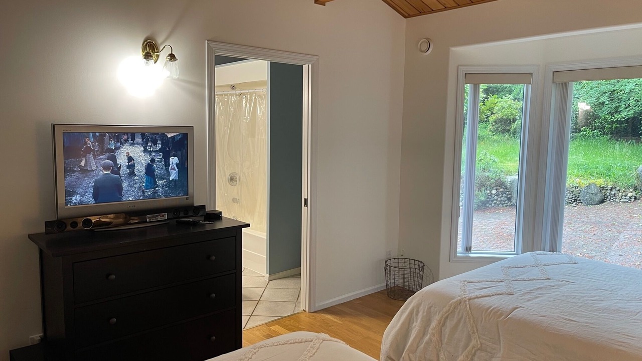 Photo of Bedroom in Selma Park