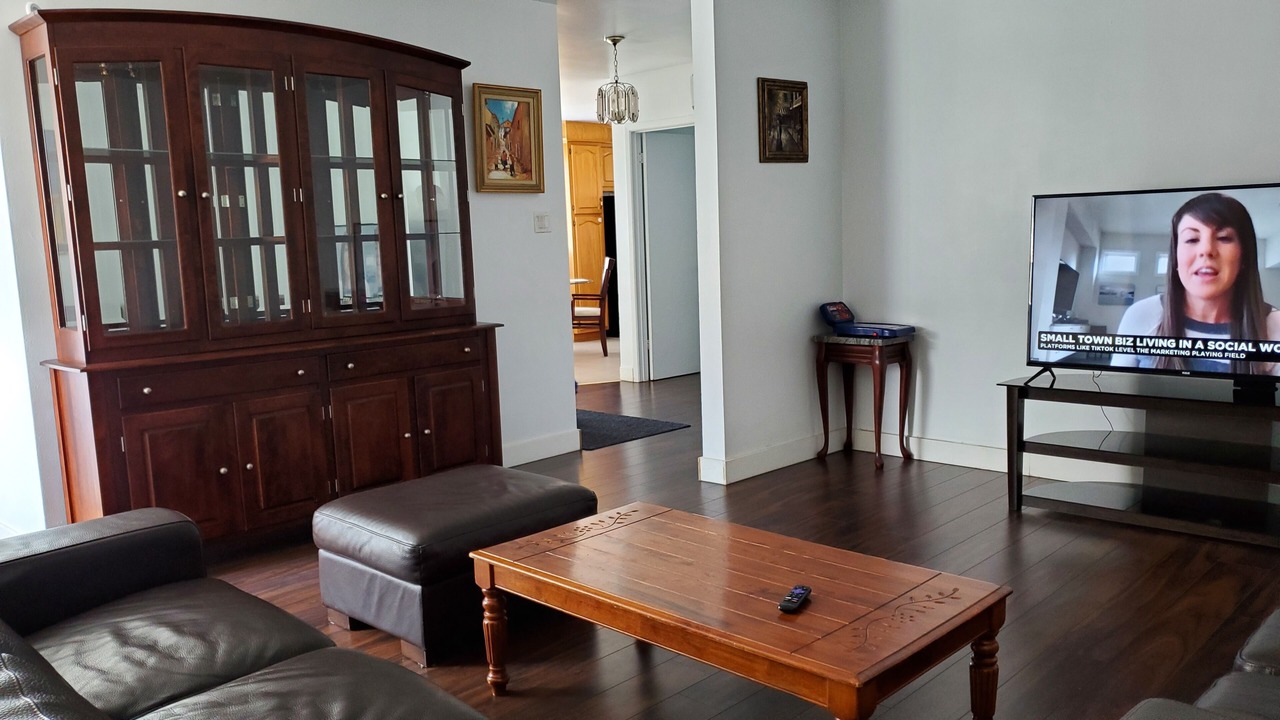 Photo of Livingroom in Saint-Leonard
