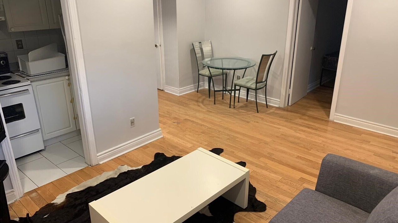 Photo of Livingroom in Cote-Saint-Luc