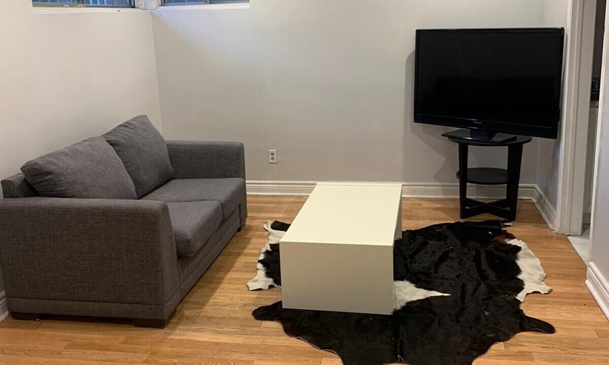 Photo of Livingroom in Cote-Saint-Luc