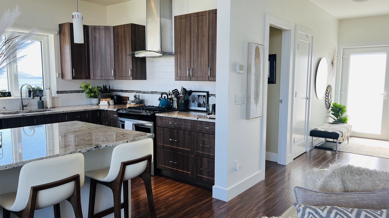 Photo of Kitchen in Okanagan-Similkameen