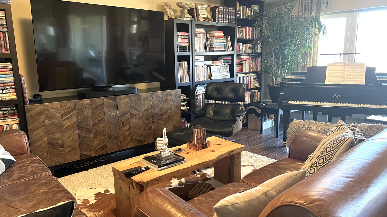 Photo of Livingroom in Okanagan-Similkameen