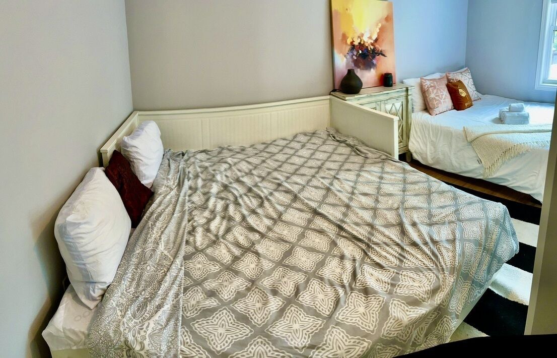 Photo of Bedroom in Six Points