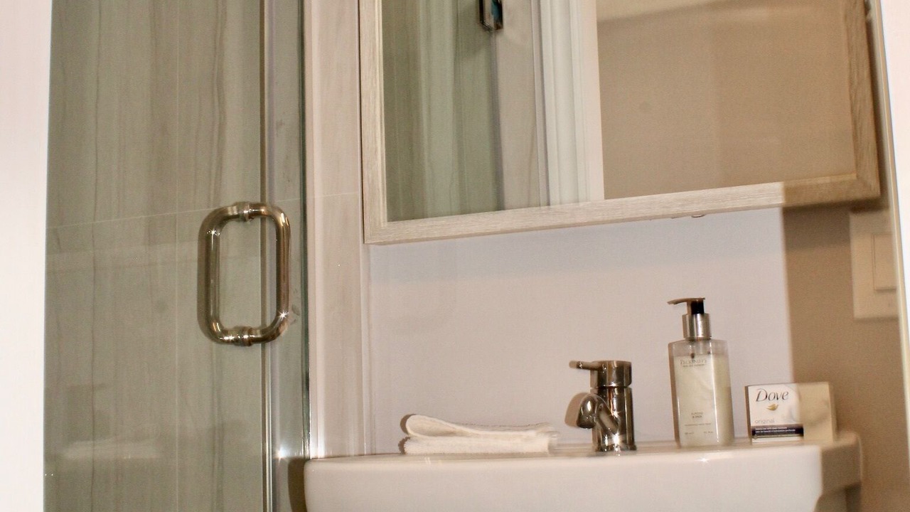 Photo of Bathroom in Six Points