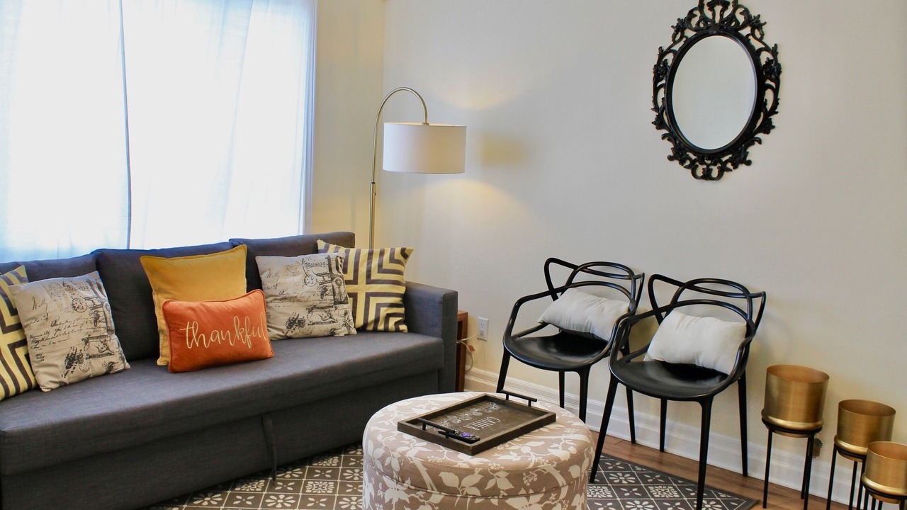 Photo of Livingroom in Six Points