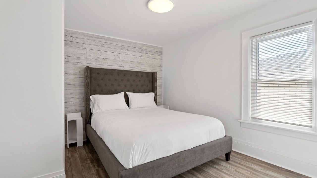 Photo of Bedroom in Niagara Falls