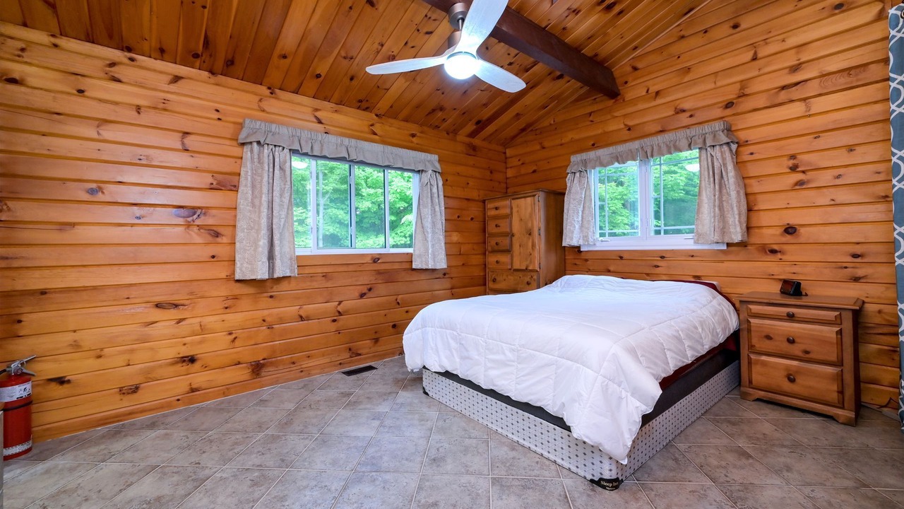Photo of Bedroom in Mulmur