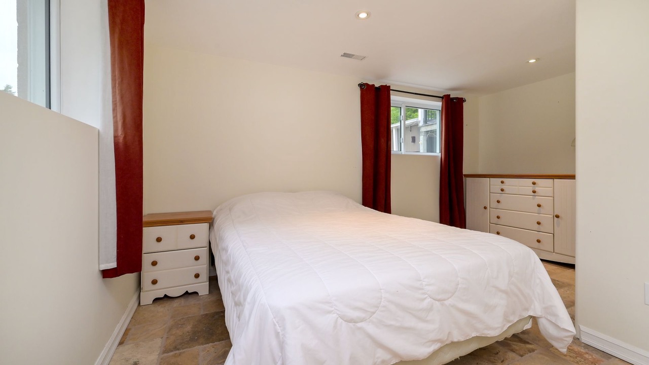 Photo of Bedroom in Mulmur