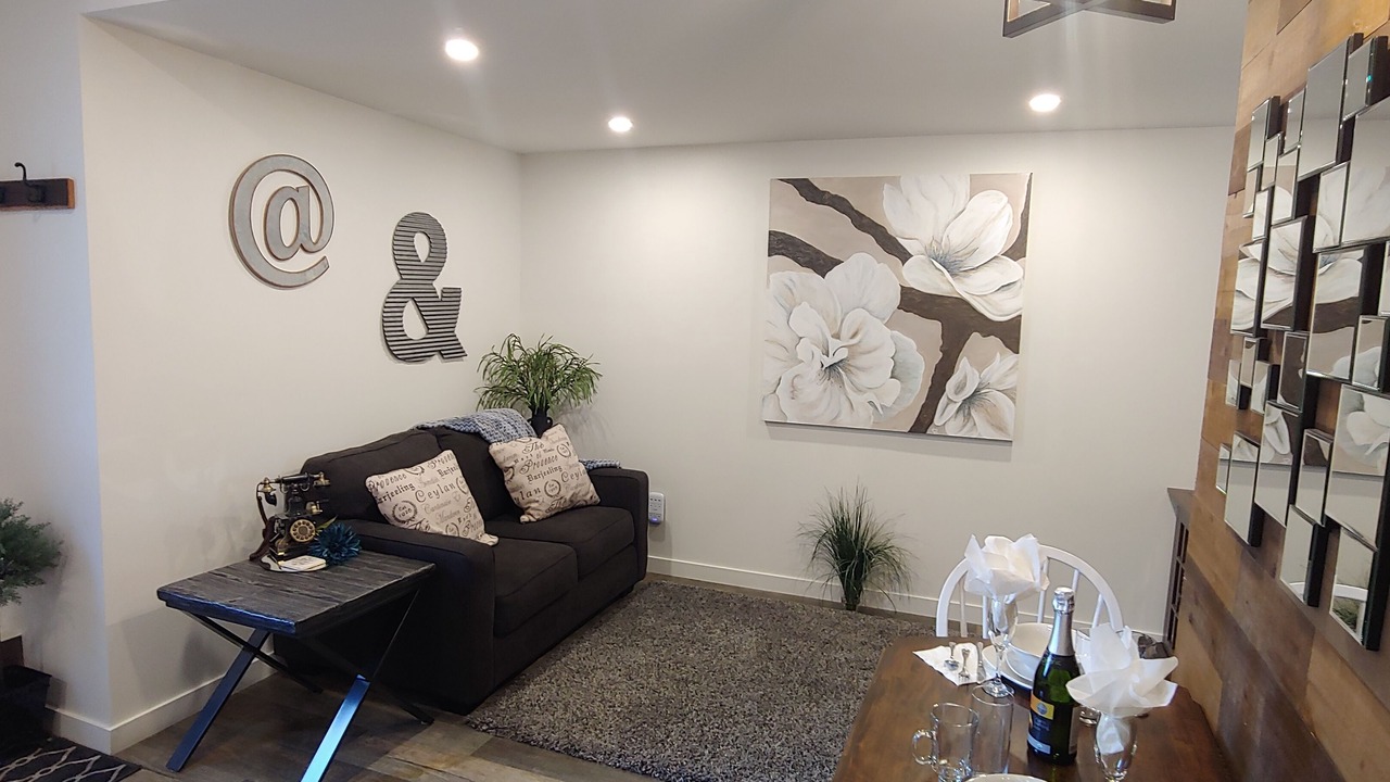 Photo of Livingroom in Upper Ten Oaks