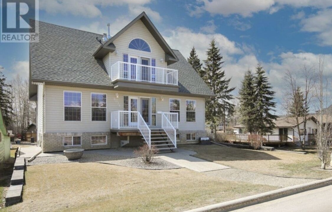 Photo of Outdoor in Sylvan Lake