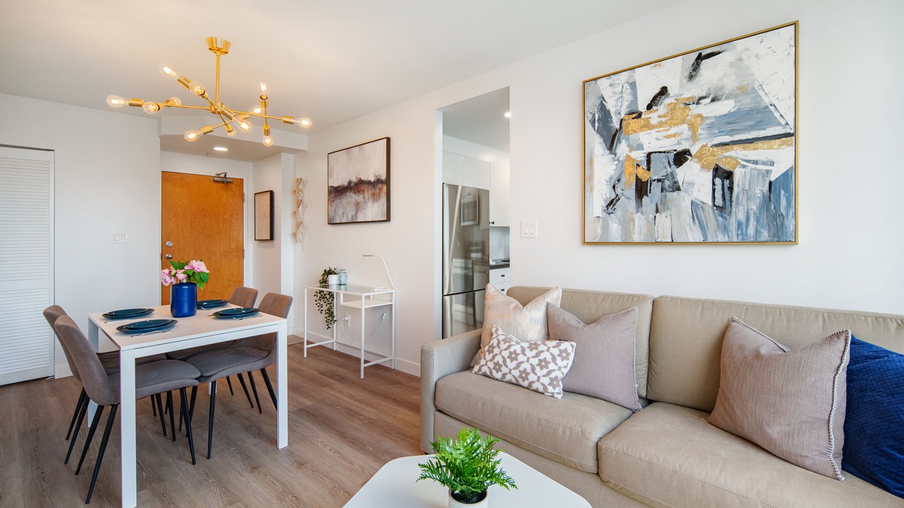 Photo of Livingroom in Coal Harbour