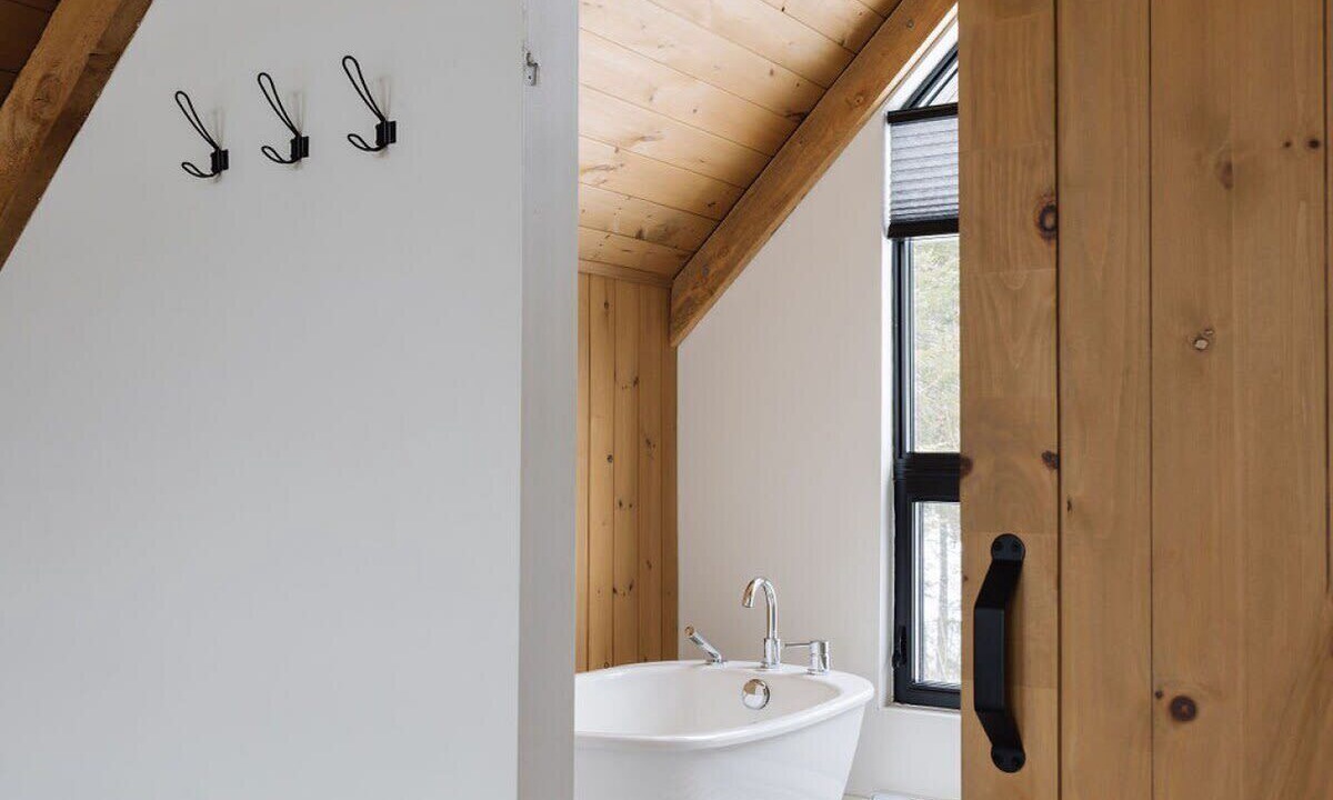 Photo of Bathroom in Chertsey
