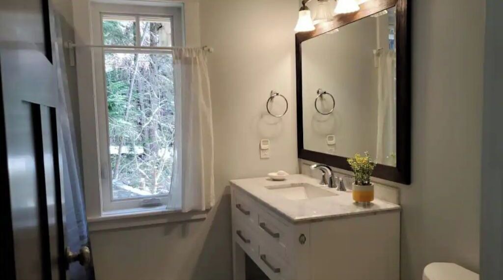 Photo of Bathroom in Bowen Island