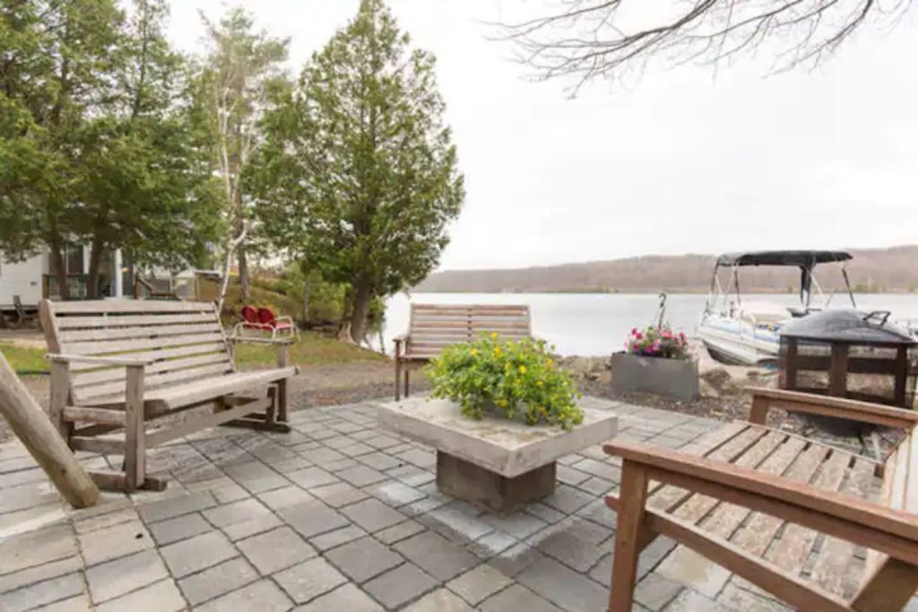 Photo of Outdoor in Frontenac