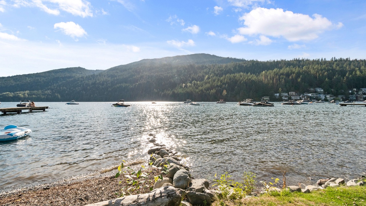 Photo of Others in Cultus Lake