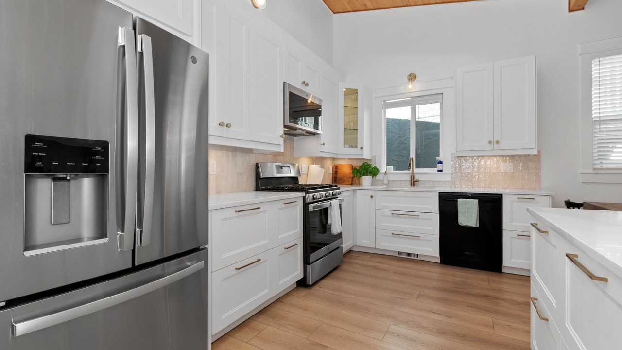 Photo of Kitchen in Cultus Lake