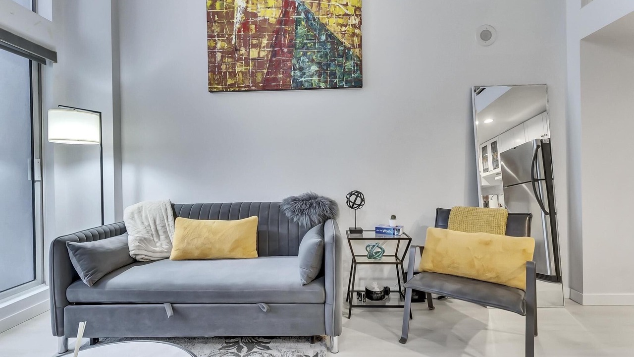 Photo of Livingroom in Downtown Vancouver
